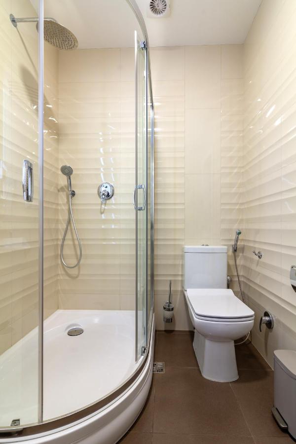 Royal Mini-Apart Hotel On Rynok Square Leopoli Esterno foto